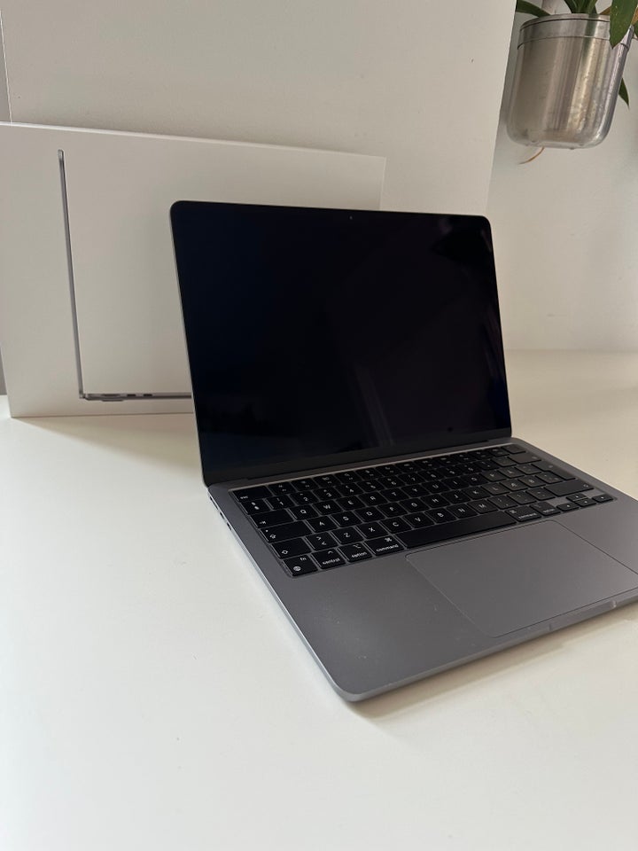 Andet mærke MacBook Air M2, 512 GB