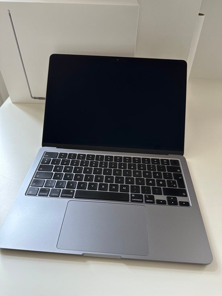 Andet mærke MacBook Air M2, 512 GB