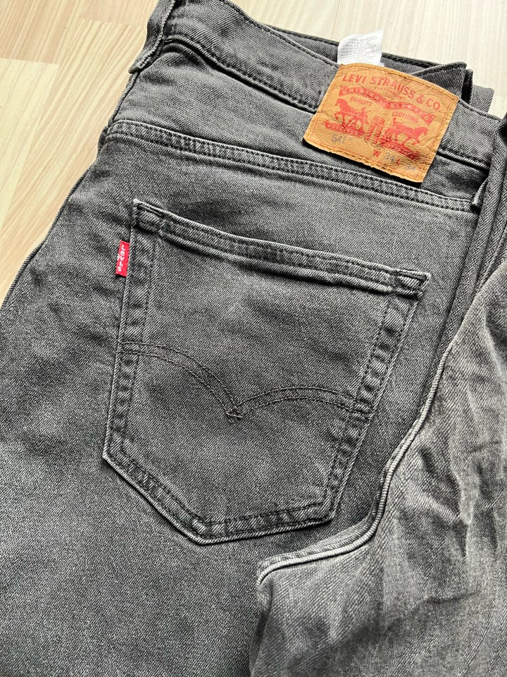 Jeans, Lewis, str. 34