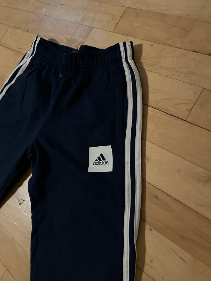 Bukser, Adidas , str. 32