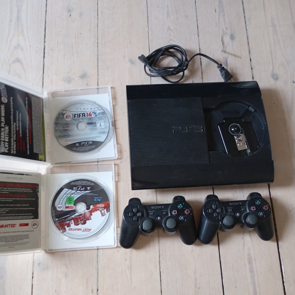 Playstation 3, Super Slim 500 GB,