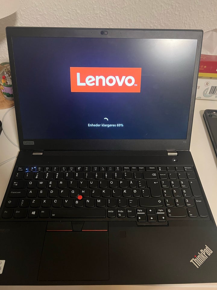 Lenovo T15 - Gen 1, 2,11 GHz, 8 GB ram