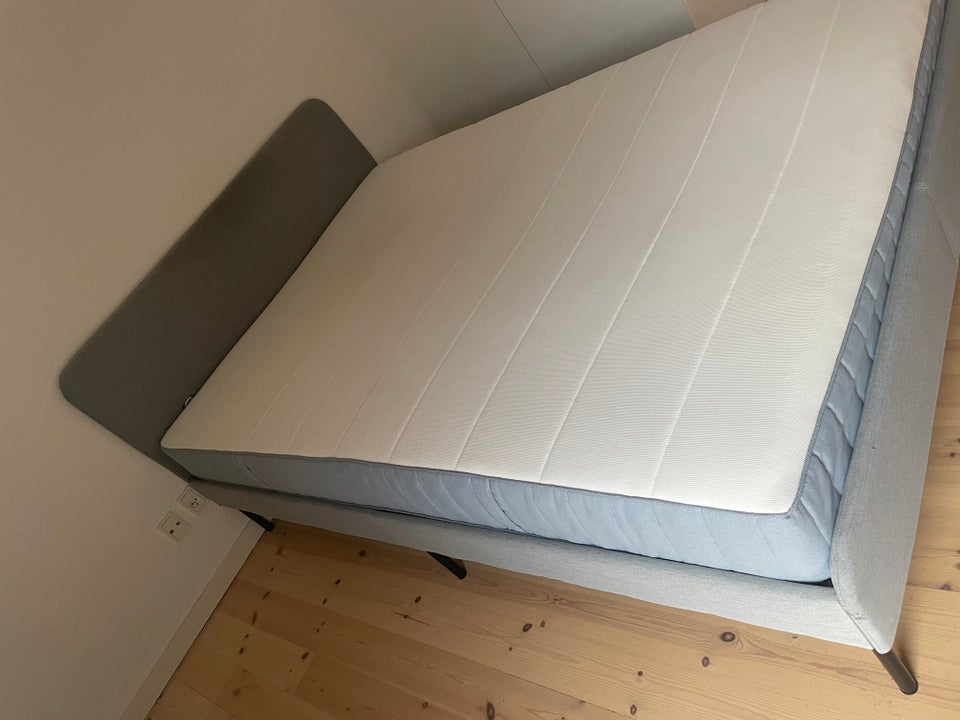 Dobbeltseng, IKEA, b: 140 l: 200