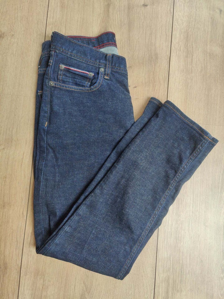 Jeans, Tommy Hilfiger, str. 31