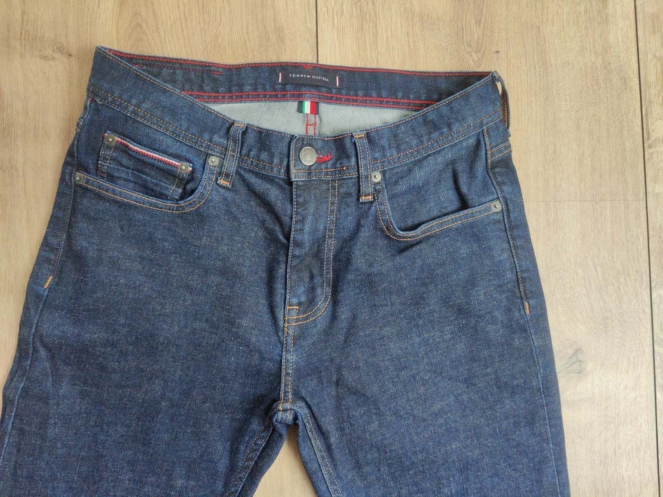 Jeans, Tommy Hilfiger, str. 31