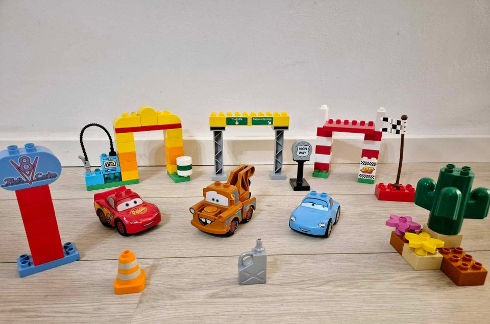 Lego Duplo, Disney cars