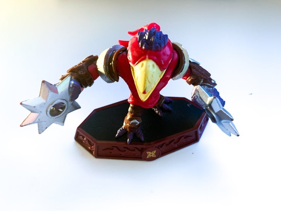 Tae Kwon Crow - Skylanders