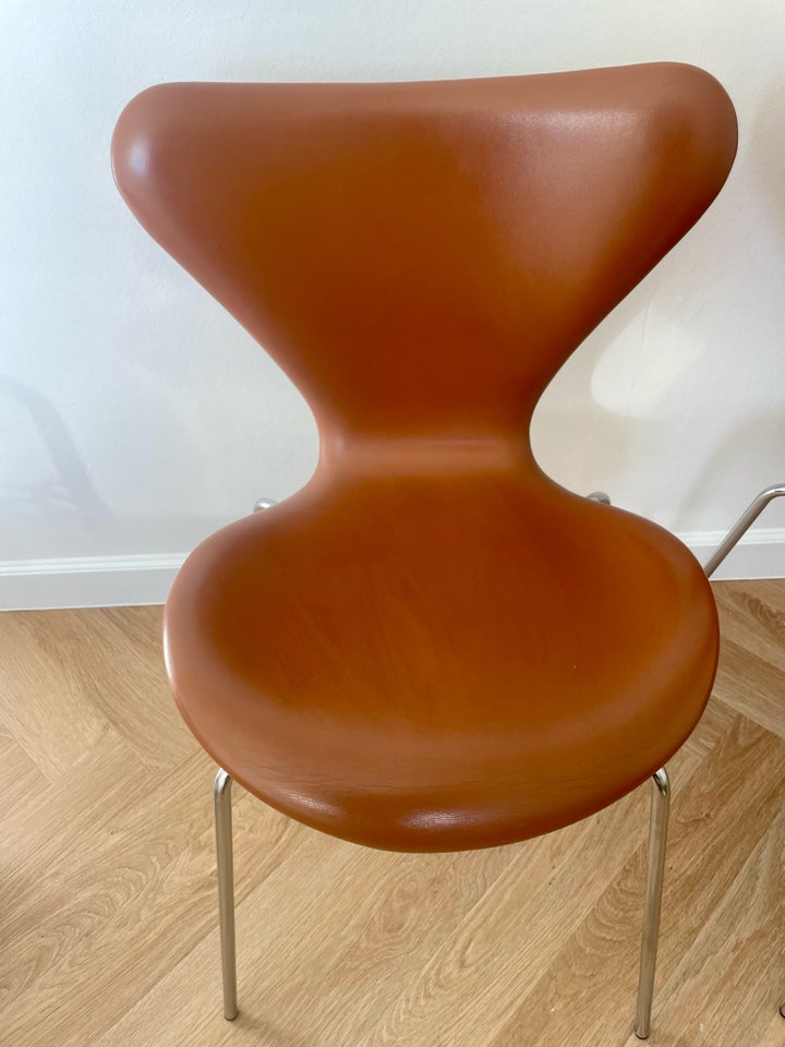 Arne Jacobsen, 7’eren,