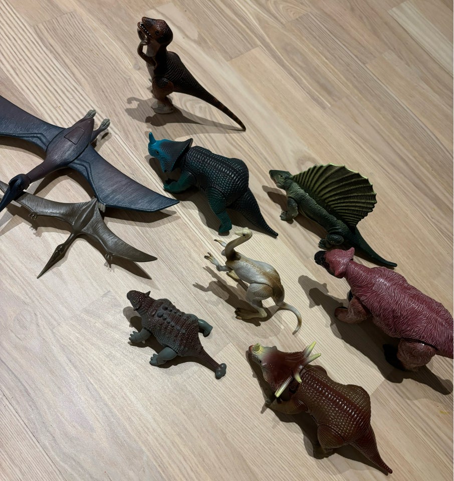 Figurer, Dinosauer