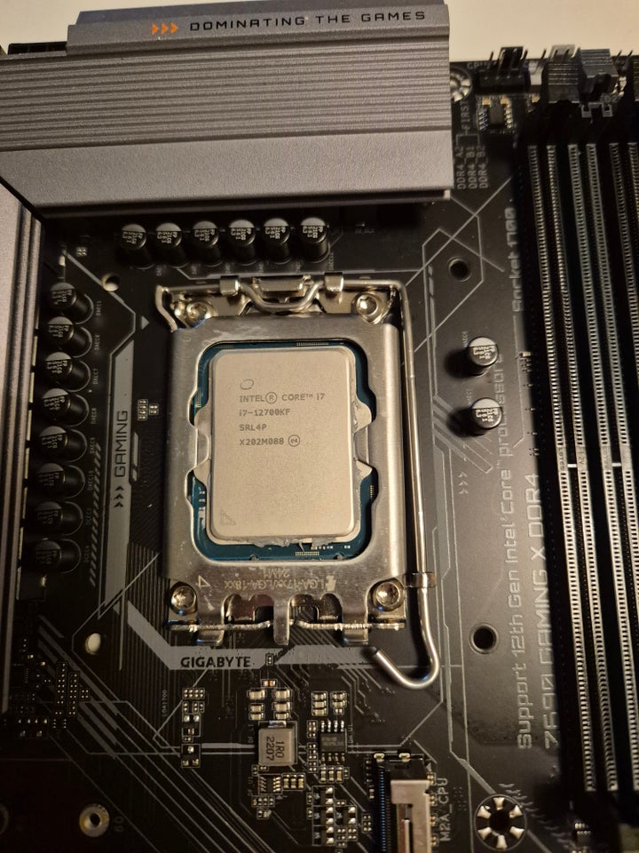 Combo i7 12700kf+gigabyte z690,