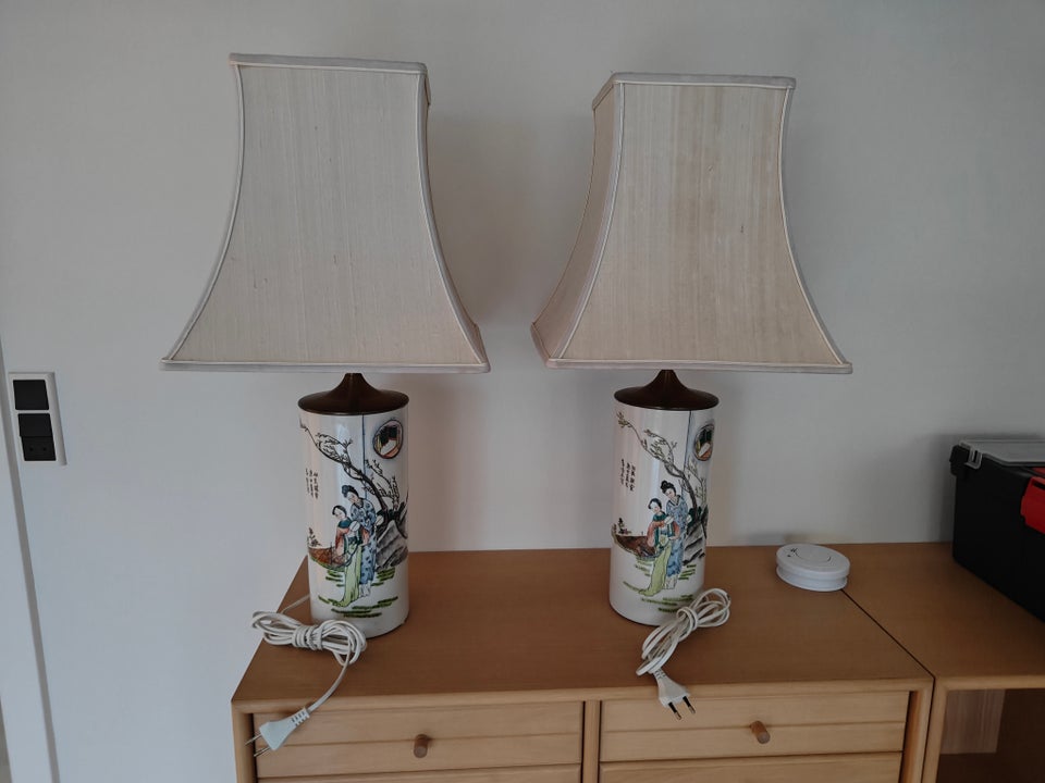 Lampe, Kinesisk lampe