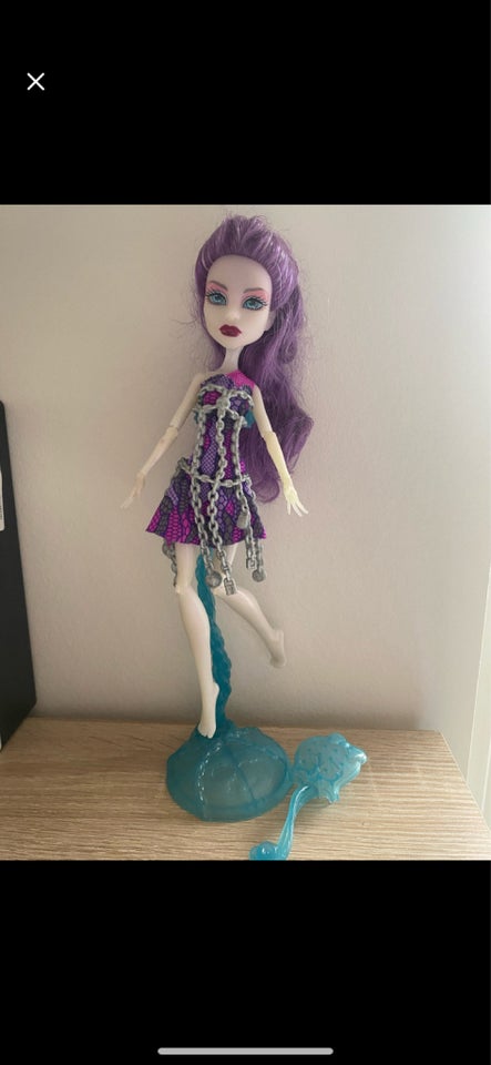 Andet, Monster high dukke