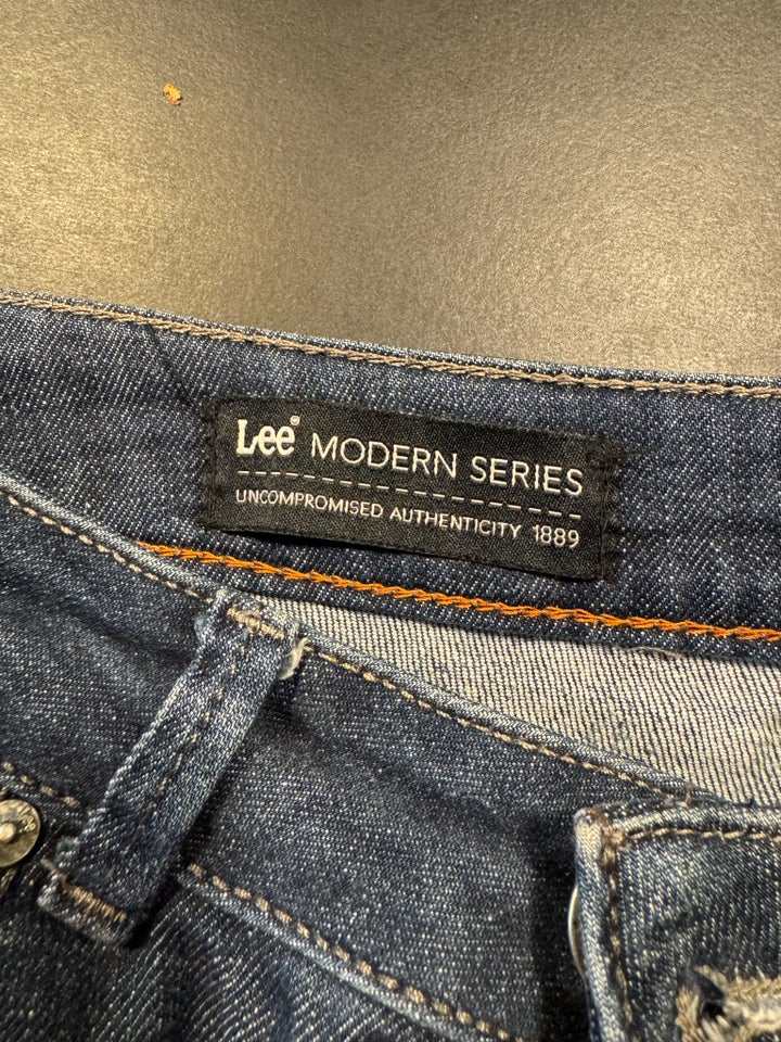 Jeans, Lee, str. 28