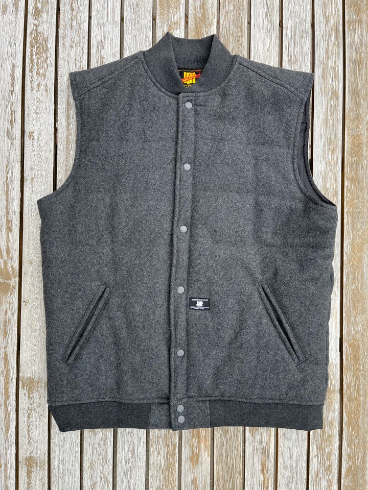 Vest, str. XL, Undefeated