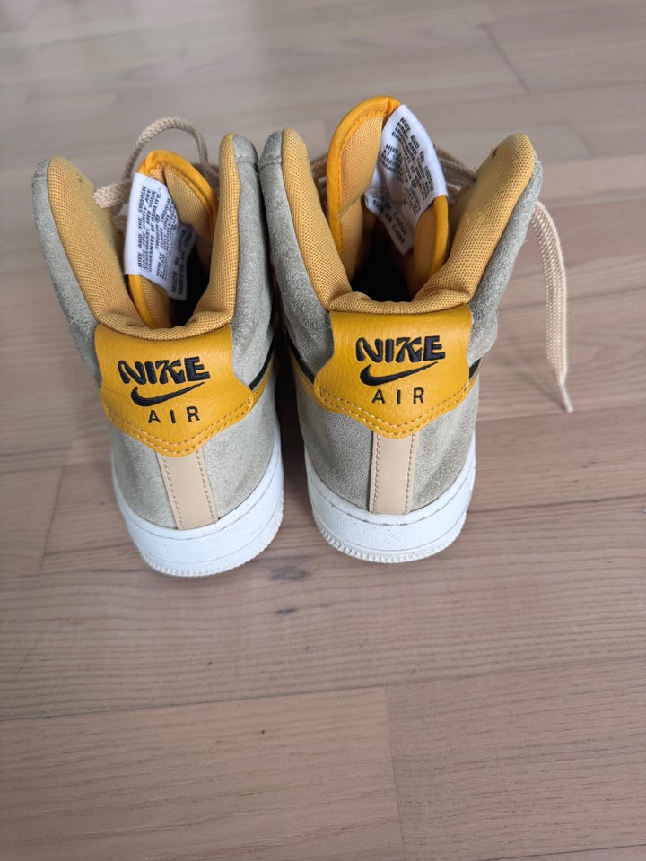 Andet Nike str 40