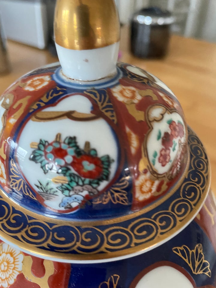 Lågvase fra Gold Imari Porcelæn