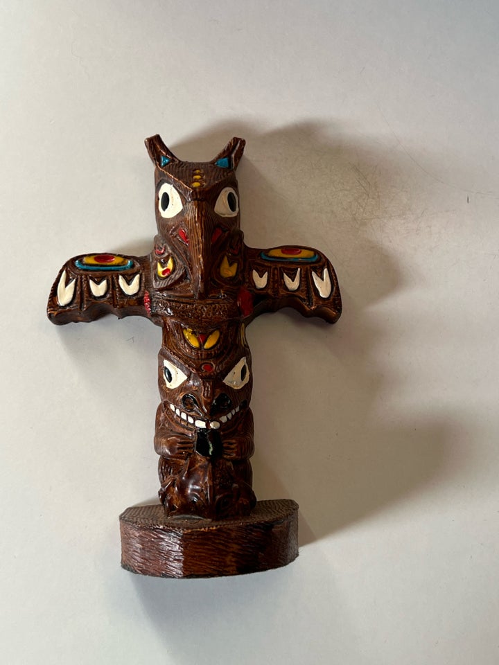 Totem figur Edmund Wolf Jr