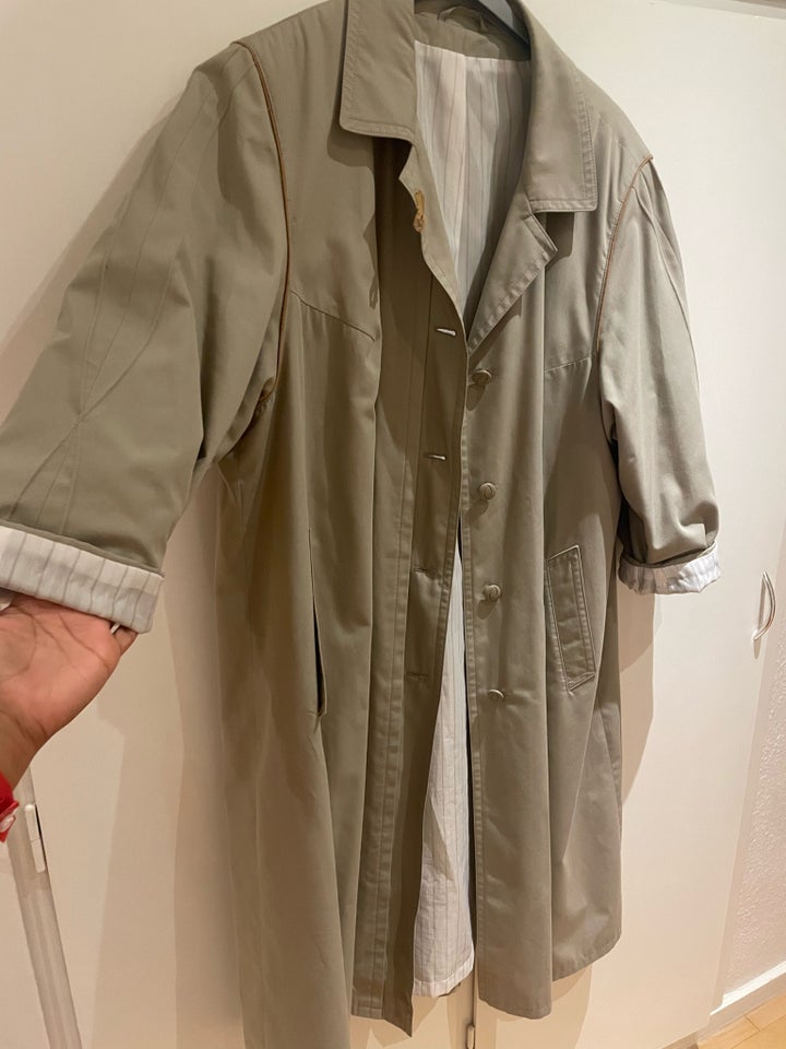 Trenchcoat, str. 40, Vintage