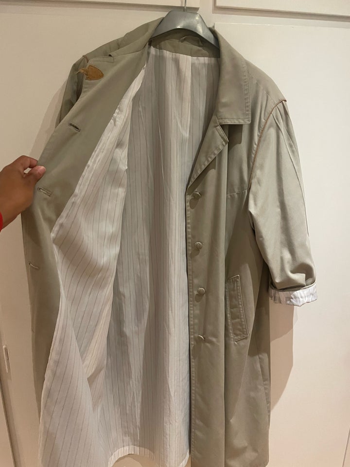 Trenchcoat, str. 40, Vintage