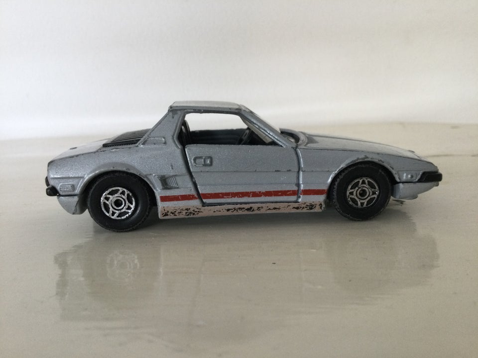 Modelbil, Gorgi Fiat x1/9 , skala