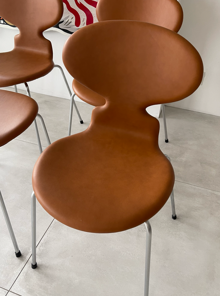 Arne Jacobsen, 3101, Stol