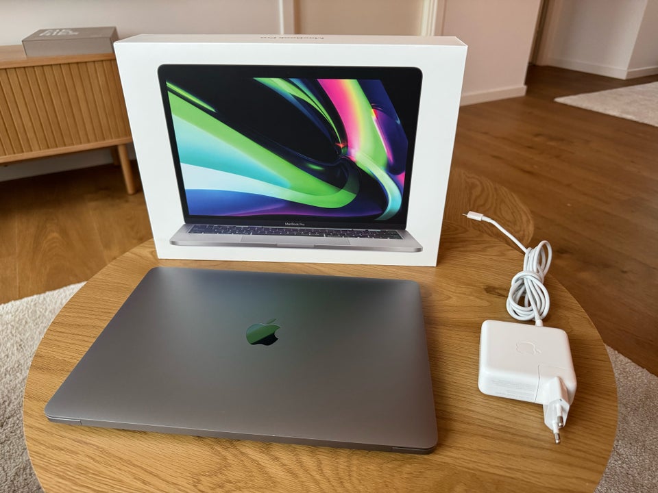 MacBook Pro, 13” M1 2020, 8 GB ram