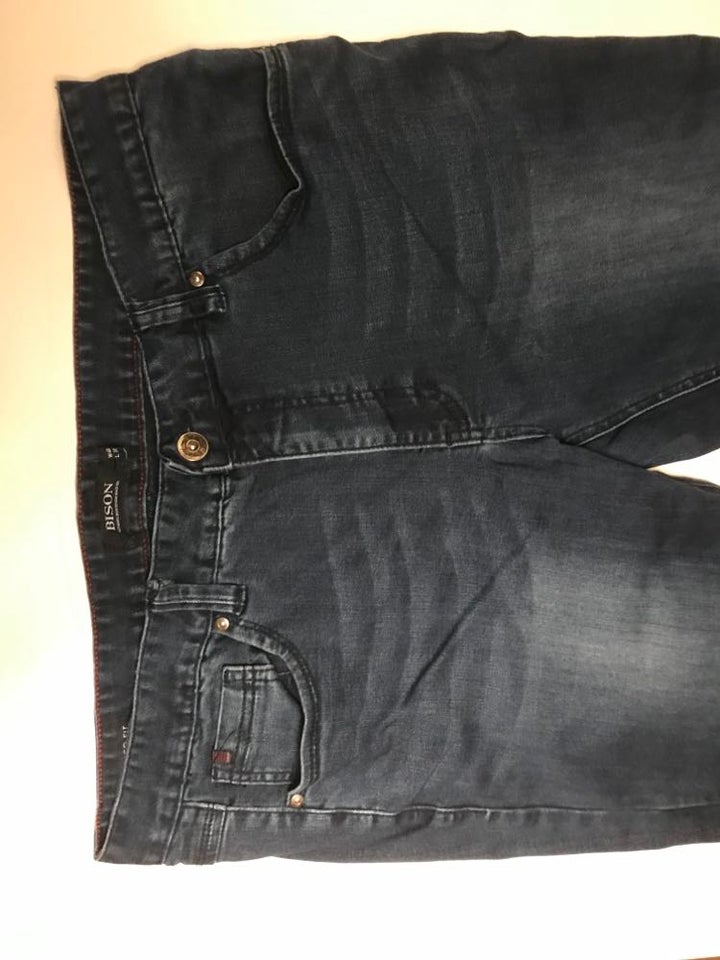 Jeans, Bison, str. 40