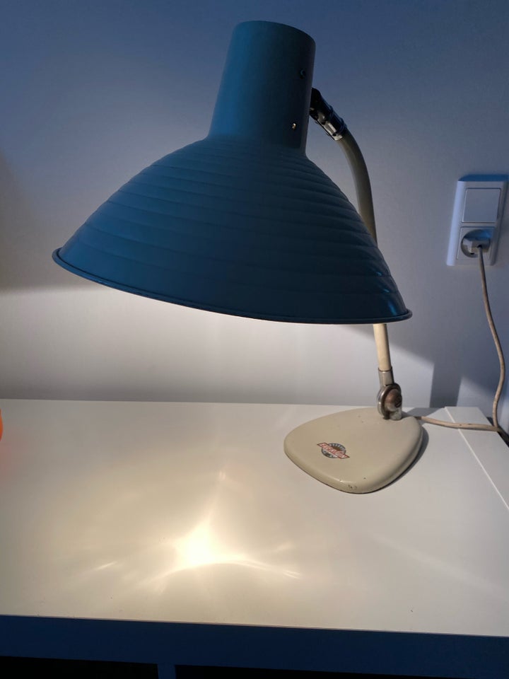 Anden bordlampe, Retro