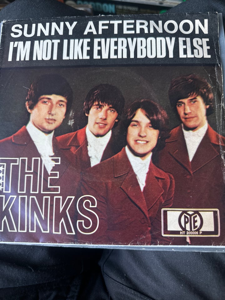 Single, Kinks