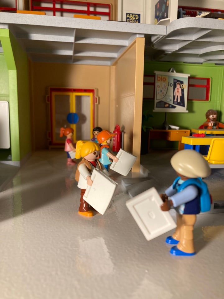 Playmobil skole