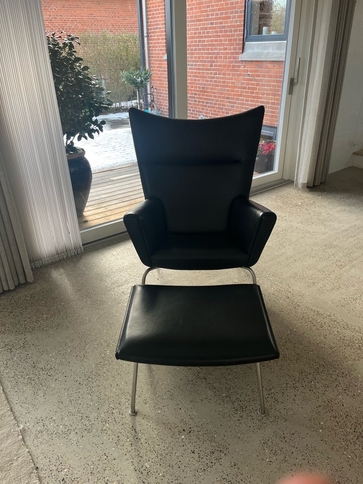 Wegner, Wingchair med skammel i