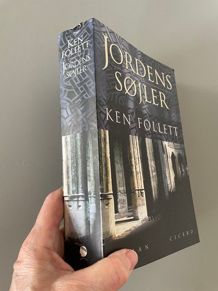 Jordens søjler, Ken Follett,