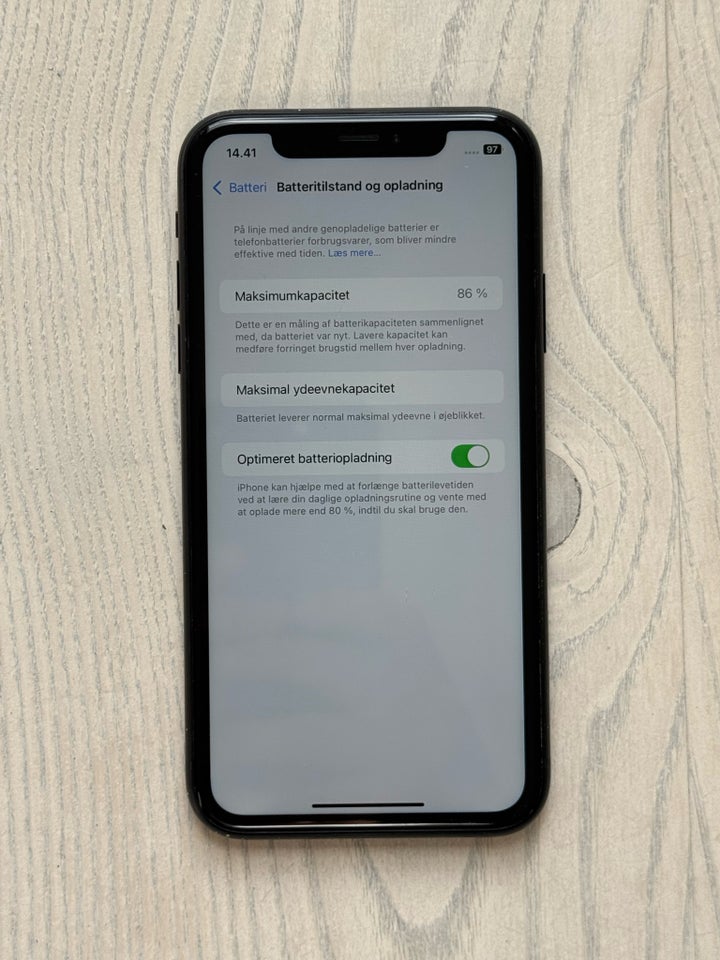 iPhone XR, 64 GB, sort