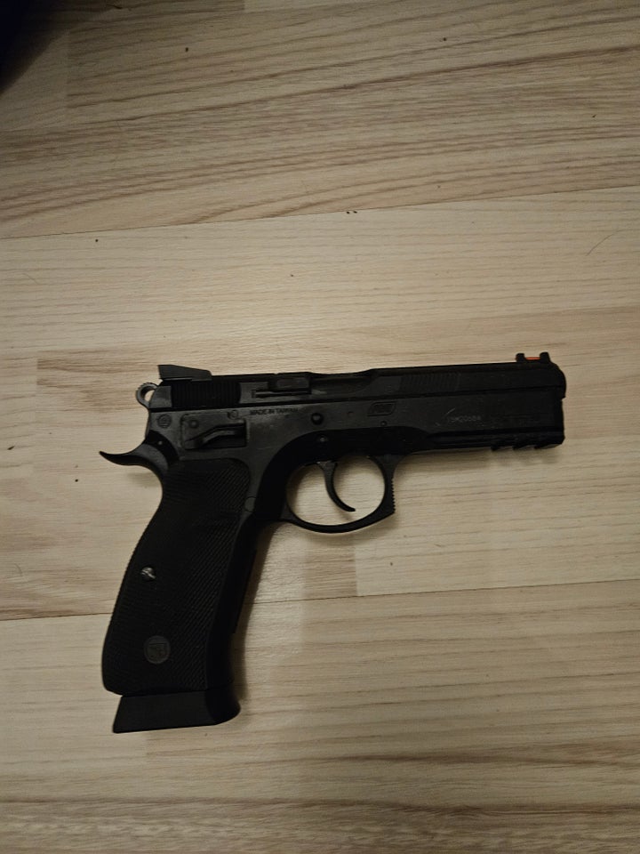 Våben, cz 75 sp-01 shadow