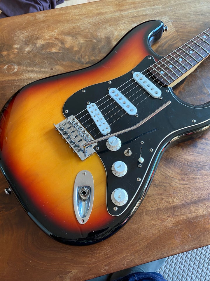 Elguitar Squier Stratocaster