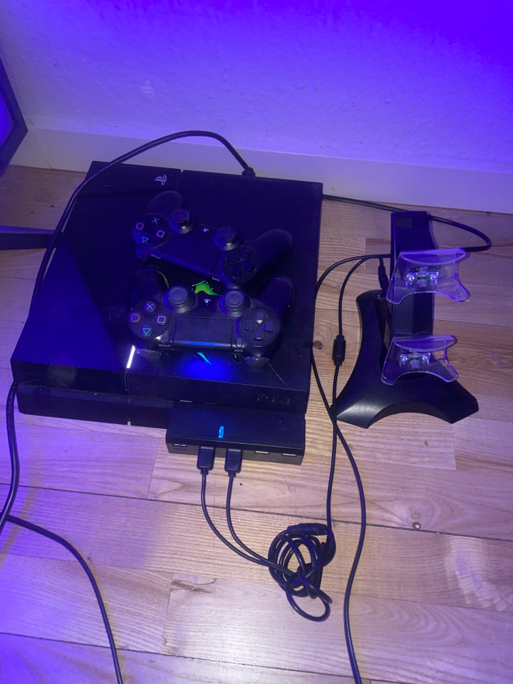 Playstation 4, Perfekt