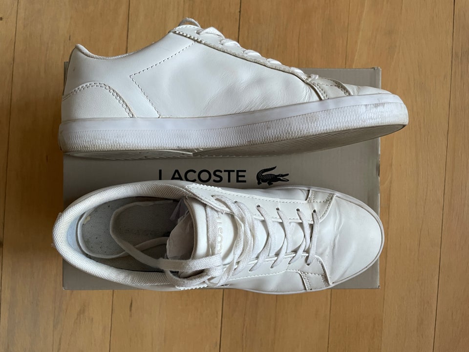 Sneakers, str. 37,5, Lacoste