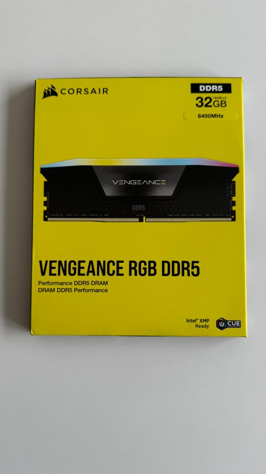 Corsair Vengeance RGB DDR5-6400 -