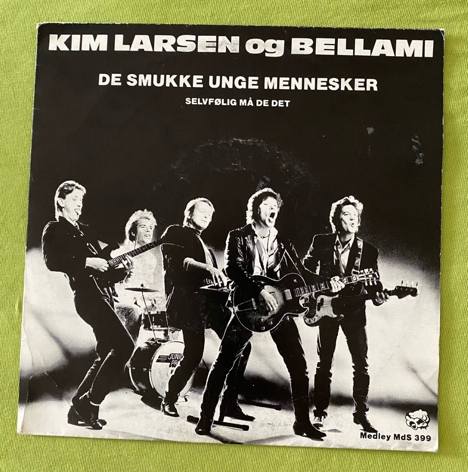 Single, Kim Larsen , Diverse