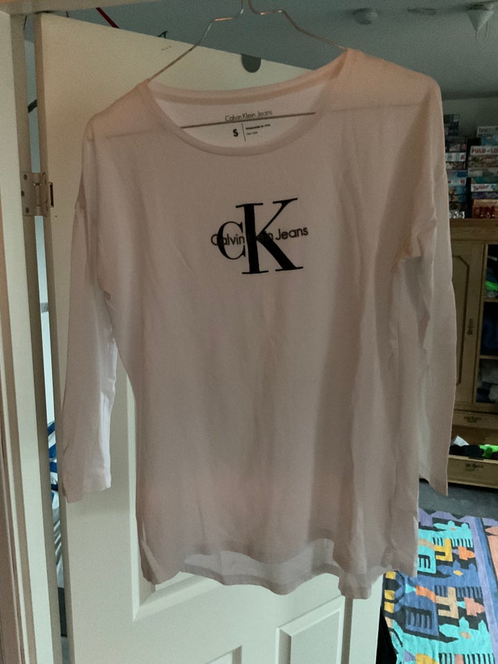 T-shirt, Calvin Klein, str. 48