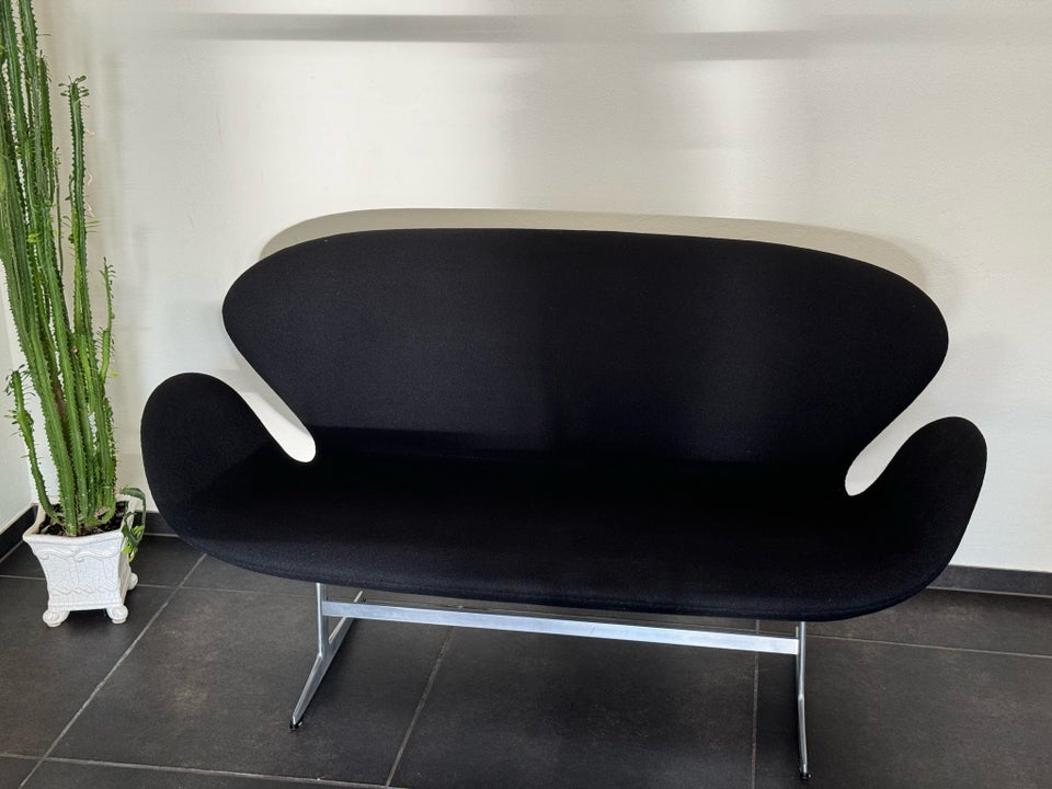 Arne Jacobsen Svane sofa Sofa