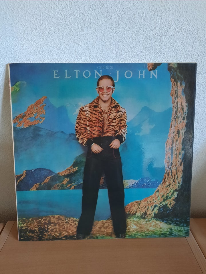 LP, Elton John, Caribou