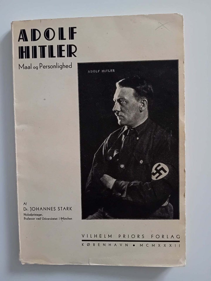 Adolf Hitler. Maal og