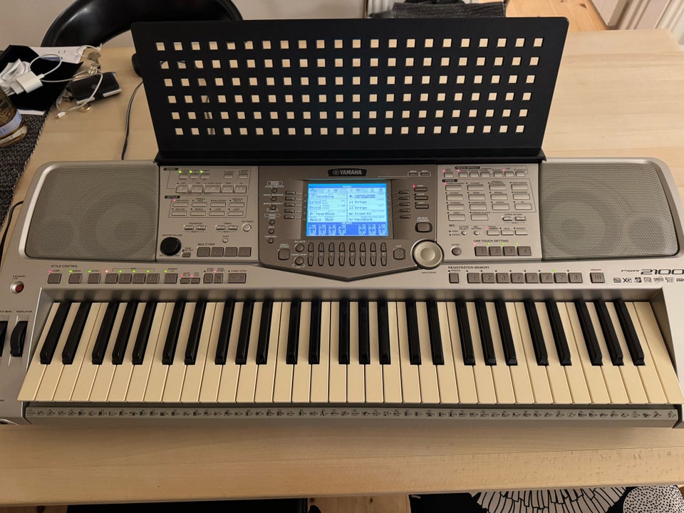 Keyboard Yamaha PSR 2100