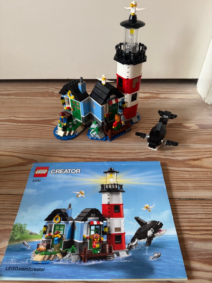 Lego Creator, Fyrtårn og hus - 31051