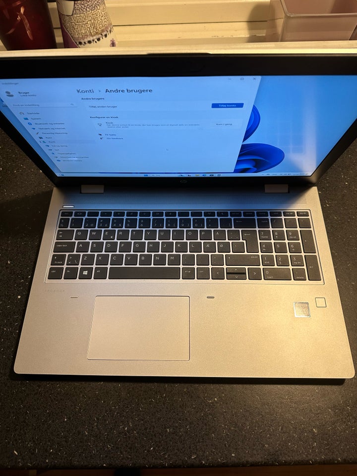 HP Probook 650 G4 18 GHz 8 GB ram