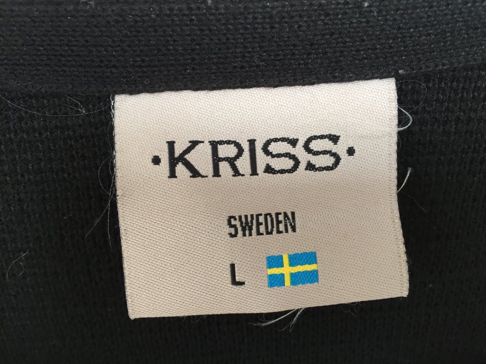 Cardigan, Kriss, str. findes i