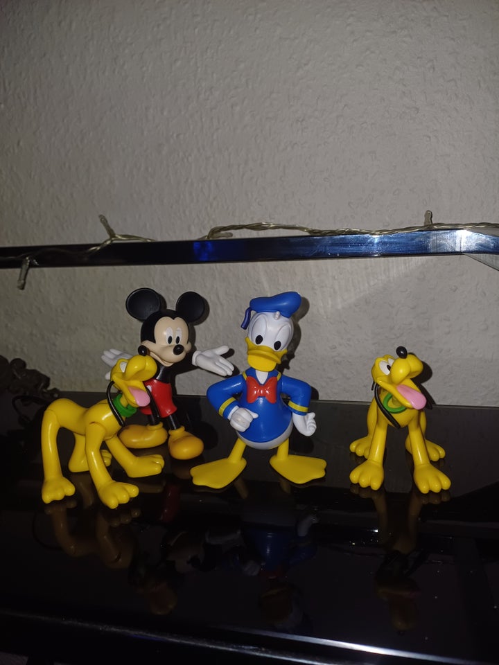 Dukker, 4 disney 2000 s figurer