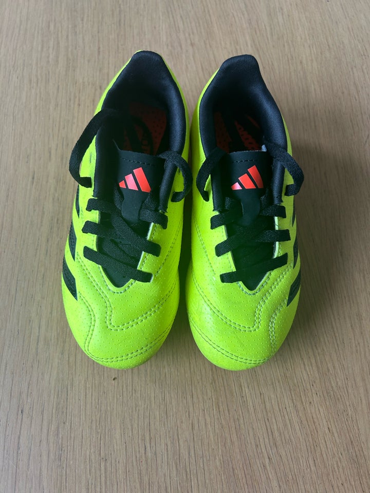 Fodboldstøvler, Adidas Predator,