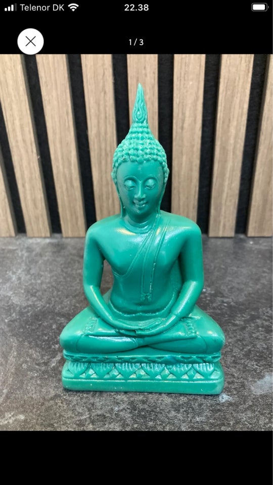 Tung ældre Buddha skulptur